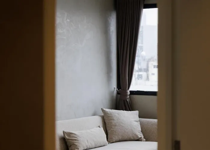 Хостел C'house *