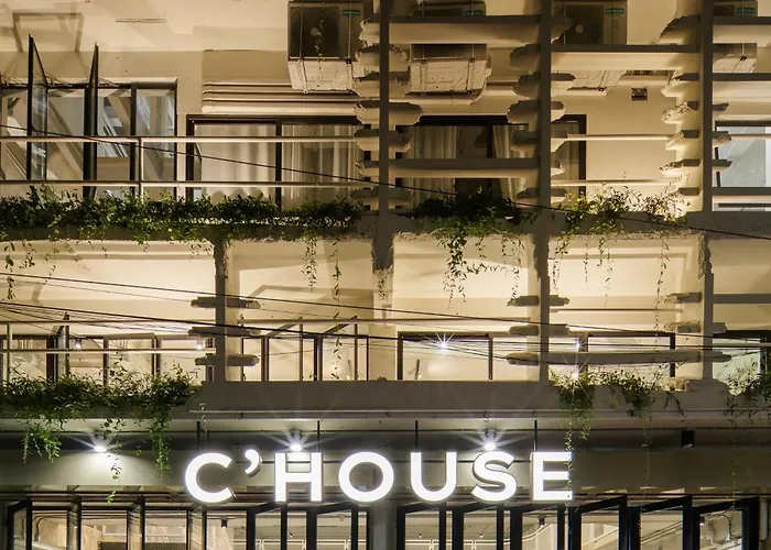 C'house Хостел
